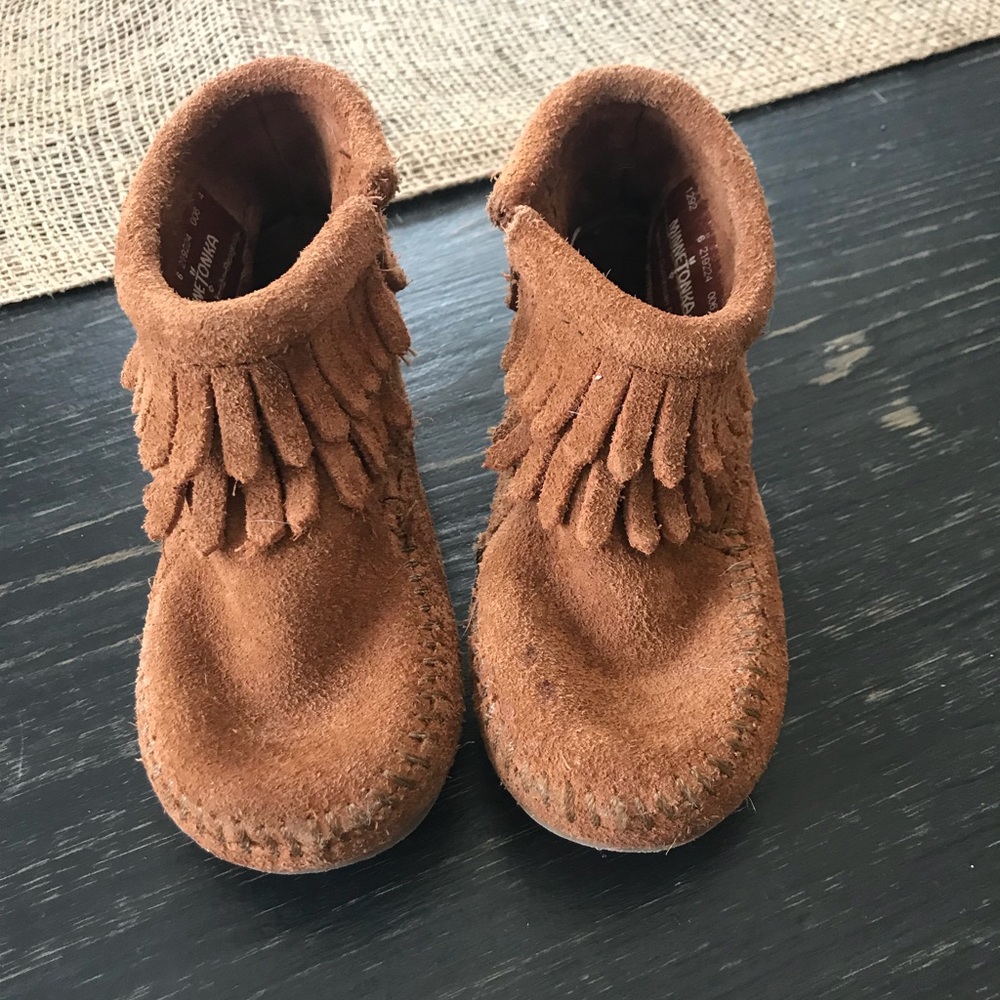 Minnetonka double fringe toddler moccasins